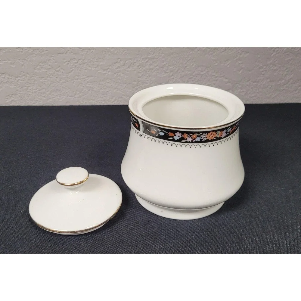 Silverie Fine China (Pattern SIV11) Sugar Bowl & Lid Vintage 1980s